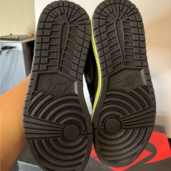 Nike Air Jordan 1 Retro High OG Tokyo Bio Hack Men's Size 9 Multicolor - Picture 4 of 6